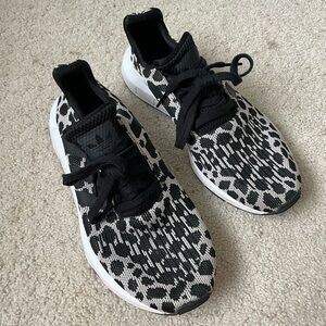 Adidas Sneakers Sz 7.5